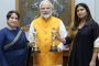 पीएम नरेंद्र मोदी से मिलीं ऑस्कर विनर गुनीत मोंगा, प्रधानमंत्री ने 'द एलिफेंट व्हिस्पर्स' को लेकर कही ये बात