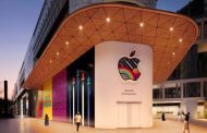 भारत में एप्पल का पहला स्टोर लॉन्च करने के लिए टिम कुक पहुंचे मुंबई, पीएम मोदी से बुधवार को करेंगे मुलाकात
