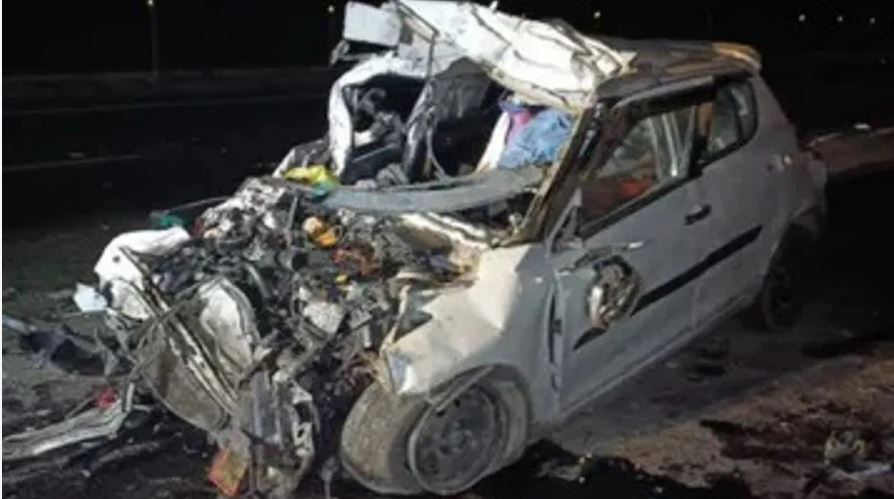 धौलपुर में ट्रक और कार की टक्कर में चार लोगों की मौत, चार घायल