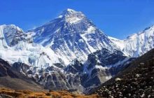नेपाल में माउंट एवरेस्ट के बेस कैंप में बीमार पड़ने के बाद भारतीय महिला पर्वतारोही की मौत