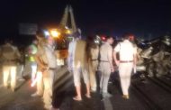 बहादराबाद में गाड़ी डिवाइडर से टकराई हरियाणा के तीन यात्रियों की मौत
