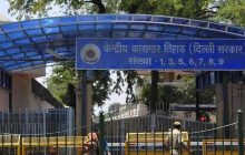 दिल्ली की तिहाड़ जेल में कैदियों के बीच फिर गैंगवार, गंभीर रूप से घायल 2 कैदी अस्पताल में भर्ती