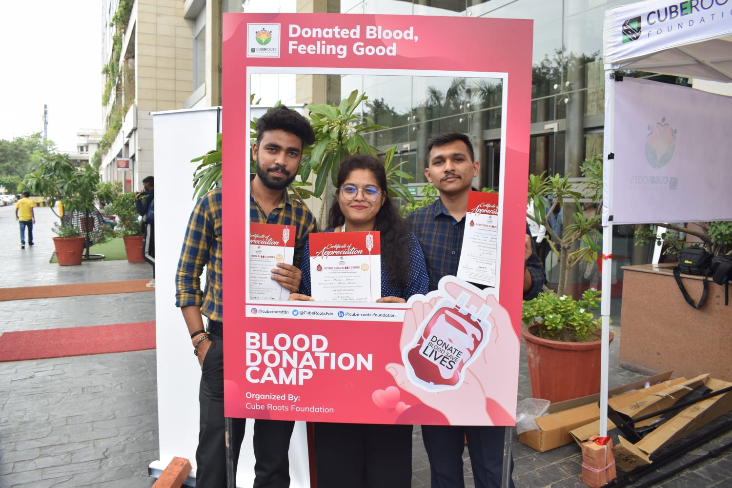 क्यूब रूट्स फाउंडेशन ने तीन-दिवसीय रक्तदान शिविर आयोजित किए, 700 से अधिक लोगों ने किया रक्तदान