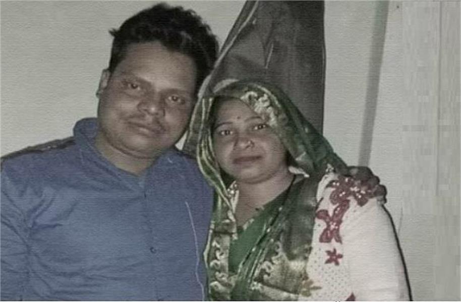 मोबाइल की फरमाइश पूरी नहीं होने पर पत्नी ने जहर खाकर दी जान, सदमे में पति ने भी की खुदकुशी