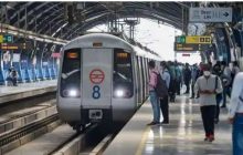 IRCTC के पोर्टल से भी मिलेगा दिल्ली मेट्रो का क्यूआर कोड आधारित टिकट, रेलवे टिकट के साथ करें बुक