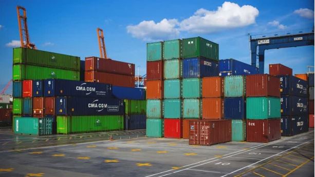 आयात में गिरावट से अगस्त में Trade Deficit घटा, पढ़िए पूरी रिपोर्ट