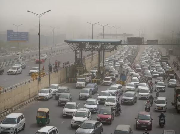 दिल्ली में प्रदूषण के चलते GRAP का स्टेज-1 लागू, इन चीजों पर लगा पूरा बैन