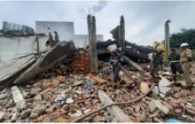 मेरठ में पटाखा फैक्टरी में बड़ा धमाका, चार की मौत कई घायल, तीन मकान धराशायी, राहत-बचाव कार्य जारी