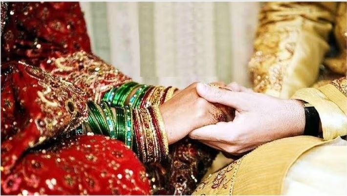 मुरादाबाद: कहानी उस शौहर की जिसने अपनी पत्नी की शादी करा दी उसके प्रेमी से, निकाह के चार दिन बाद ही हुई थी बेटी