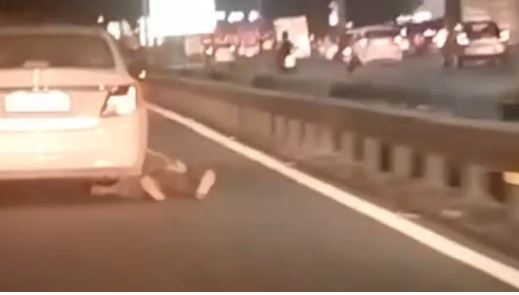 दिल्ली की सड़कों पर फिर दरिंदगी, टैक्सी लूटने के बाद आरोपियों ने चालक को 200 मीटर तक घसीटा, मौत