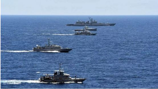अरब सागर में चीन और पाकिस्‍तान की नौसेनाएं कर रहीं अब तक का सबसे बड़ा अभ्‍यास, भारत की चुनौतियां होंगी डबल