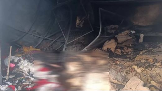 हल्द्वानी में दीपावली की रात बड़ा हादसा, टेंट हाउस के गोदाम में आग लगने से 3 लोग जिंदा जले