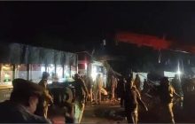 इटावा-कानपुर हाईवे पर बड़ा हादसा: ढाबे में घुसा बेकाबू ट्रक, आधा दर्जन लोगों को कुचला...3 लोगों की दर्दनाक मौत