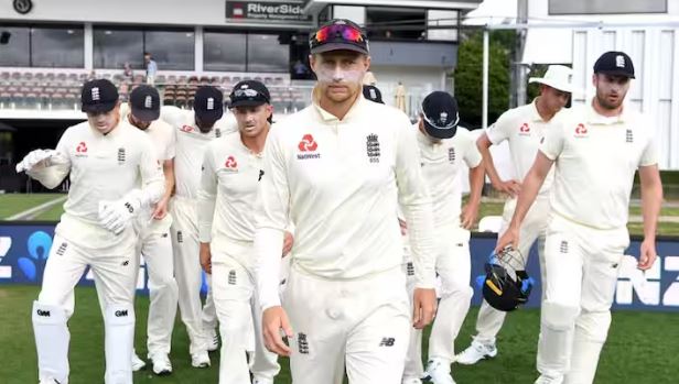 इंग्लैंड क्रिकेट बोर्ड पर बरसे वेंकटेश प्रसाद, शोएब बशीर के वीजा विवाद पर जमकर धोया