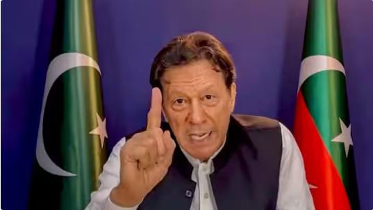 पाकिस्तान के पूर्व प्रधानमंत्री इमरान खान जेल में रहकर बनवाएंगे अपनी सरकार, इस नेता को घोषित किया पीएम उम्मीदवार