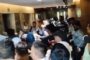 नोएडा के सुपरटेक ऑफिस में जमकर मारपीट VIDEO: समस्याओं के समाधान के लिए बायर्स पहुंचे थे ऑफिस, पुलिस ने कराया शांत